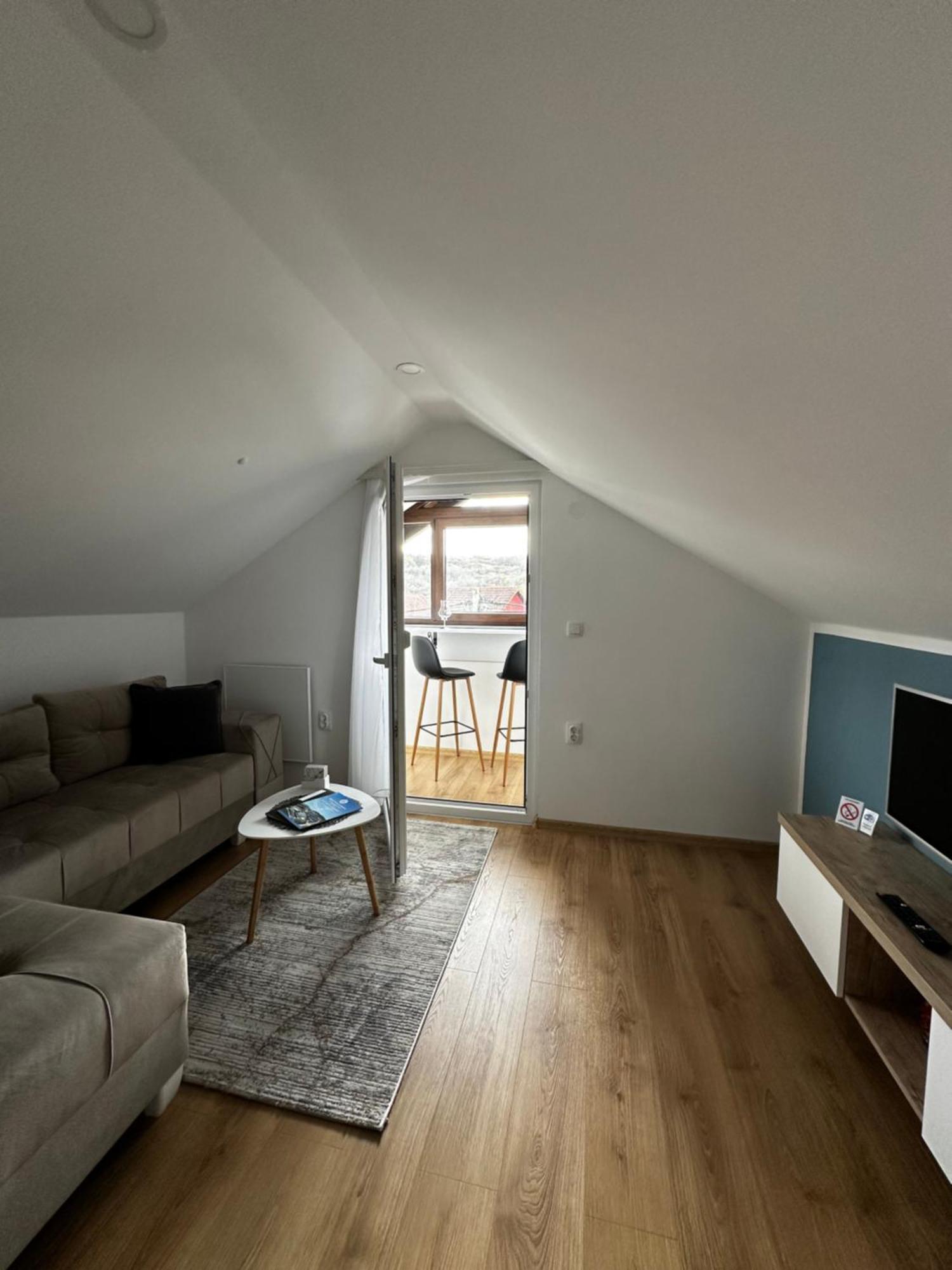Apartmani Lotus Vrdnik Exterior photo