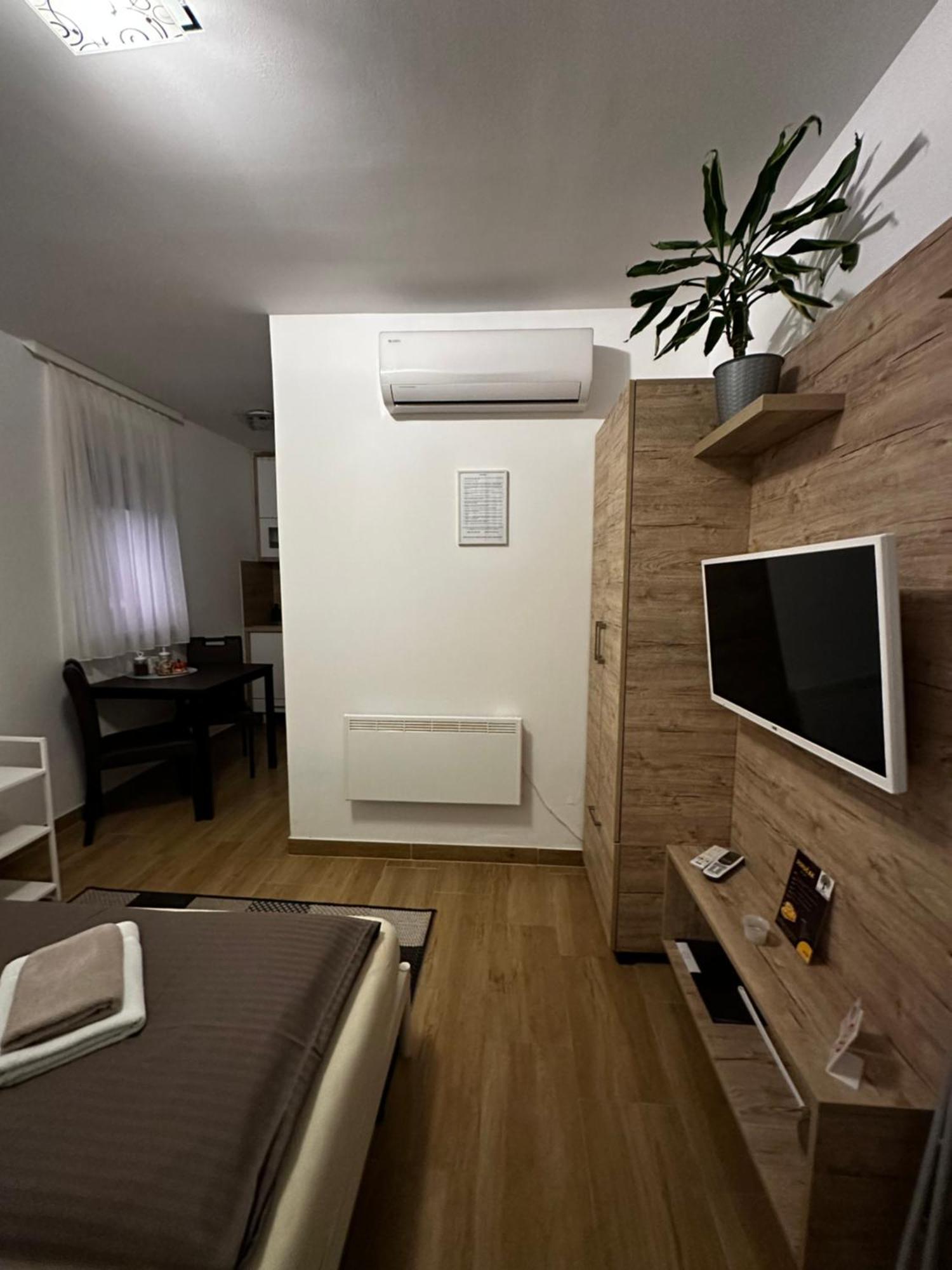 Apartmani Lotus Vrdnik Exterior photo