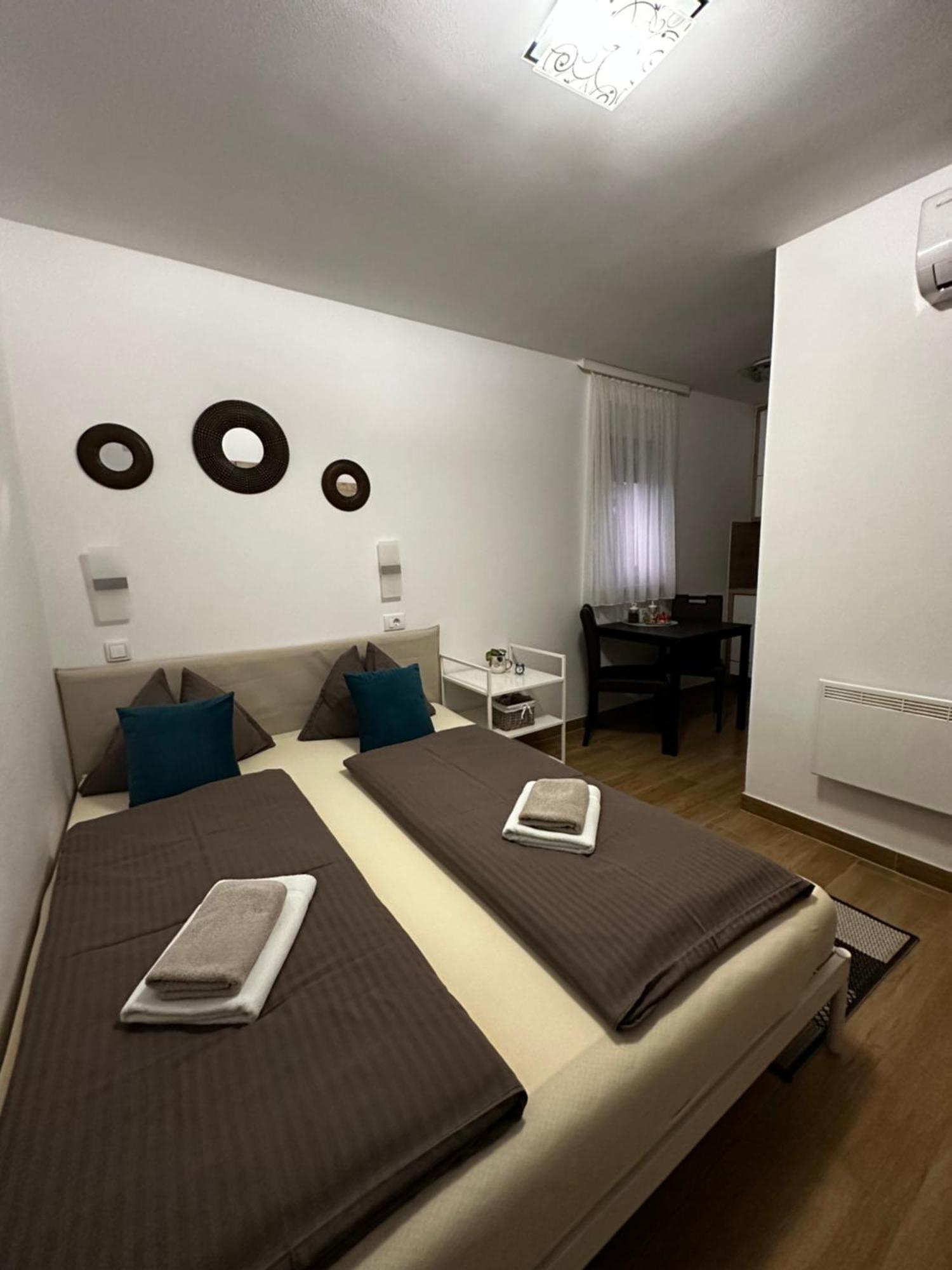 Apartmani Lotus Vrdnik Exterior photo